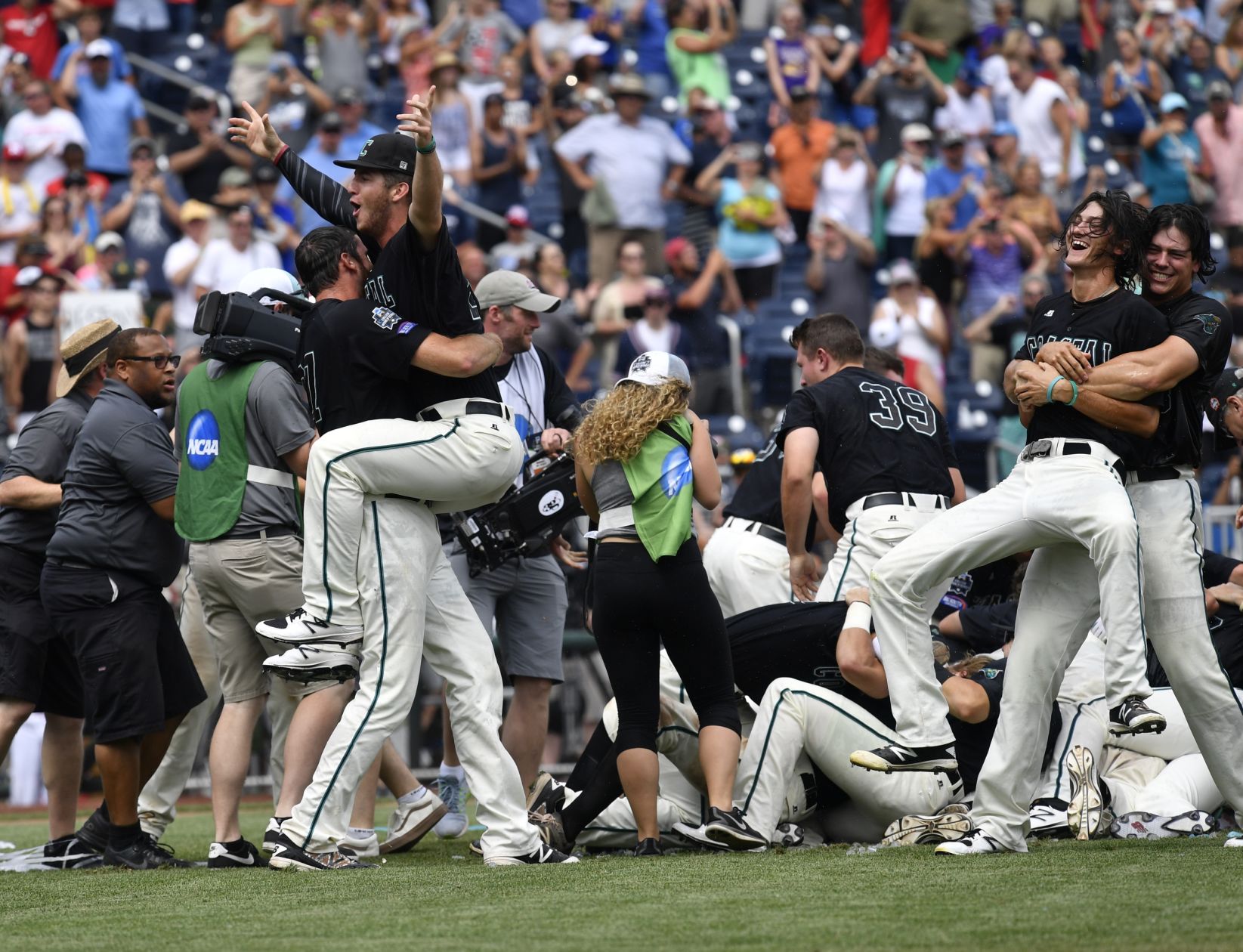 Coastal Carolina wins College World Series (copy) (copy)